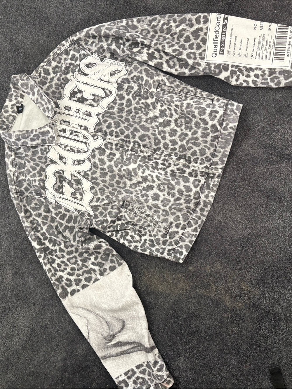 ROMWE Gray Leopard Print Cardigan+GUAPI Designer Pants - Picture 3 of 16